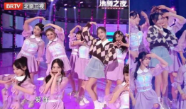 王心凌爱你舞蹈视频,青春活力，舞动心弦